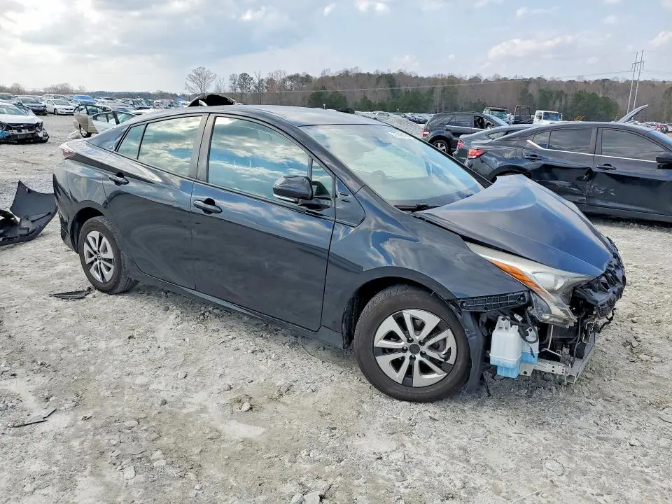 2017 TOYOTA PRIUS   