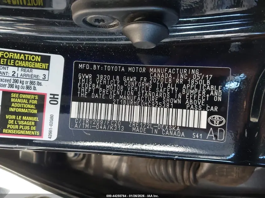 2017 TOYOTA COROLLA SE