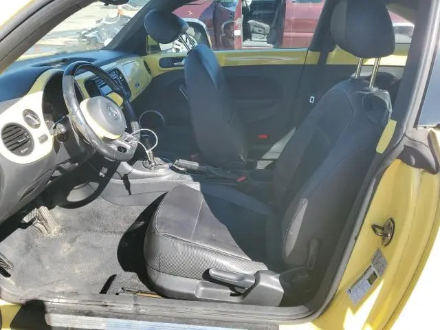 2012 VOLKSWAGEN BEETLE   