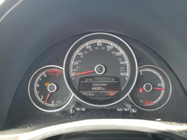 2018 VOLKSWAGEN BEETLE S  