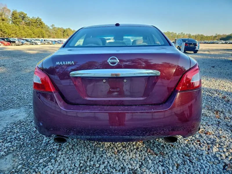 2010 NISSAN MAXIMA SV  