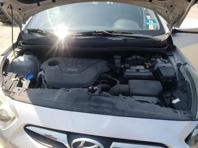 2012 HYUNDAI ACCENT GLS  