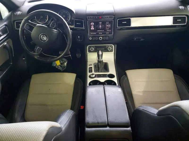 2017 VOLKSWAGEN TOUAREG WOLFSBURG  