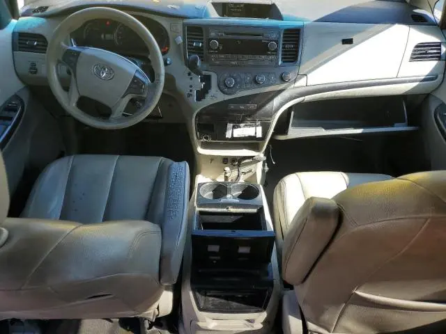 2011 TOYOTA SIENNA LE  