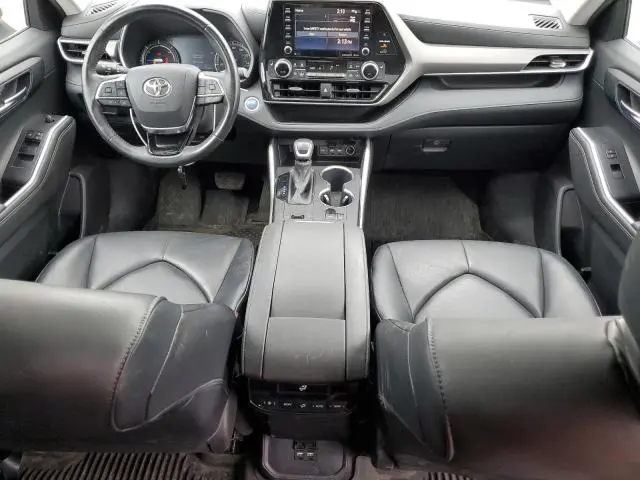 2020 TOYOTA HIGHLANDER HYBRID XLE  