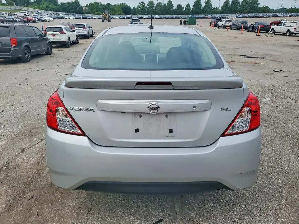 2017 NISSAN VERSA 1.6 SL  