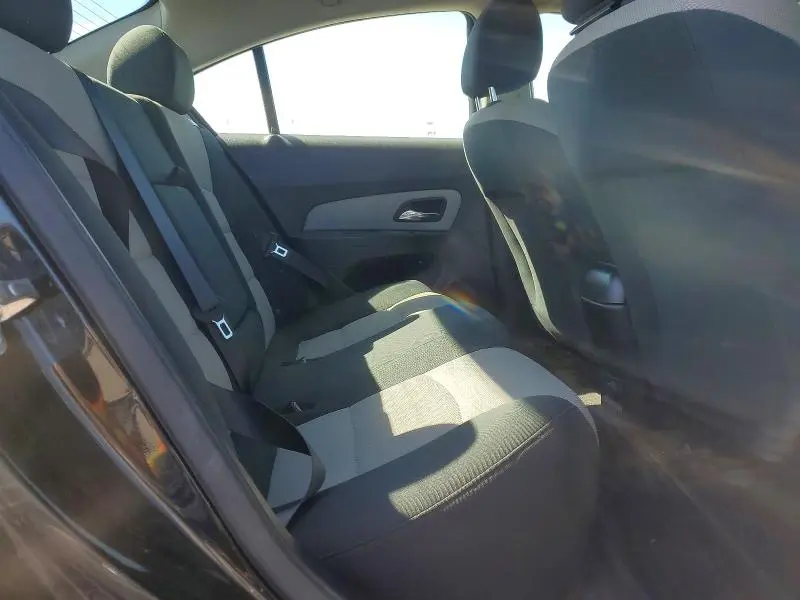 2012 CHEVROLET CRUZE LS  