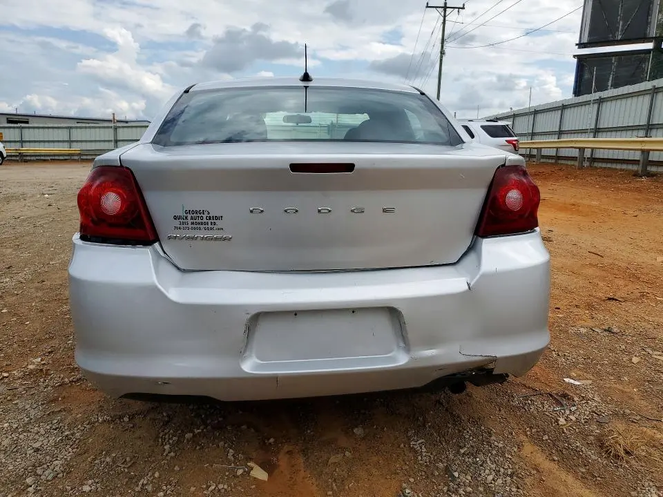 2012 DODGE AVENGER SE  
