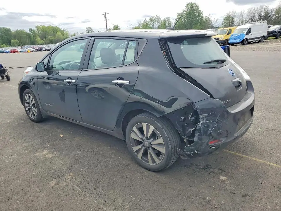 2015 NISSAN LEAF S  
