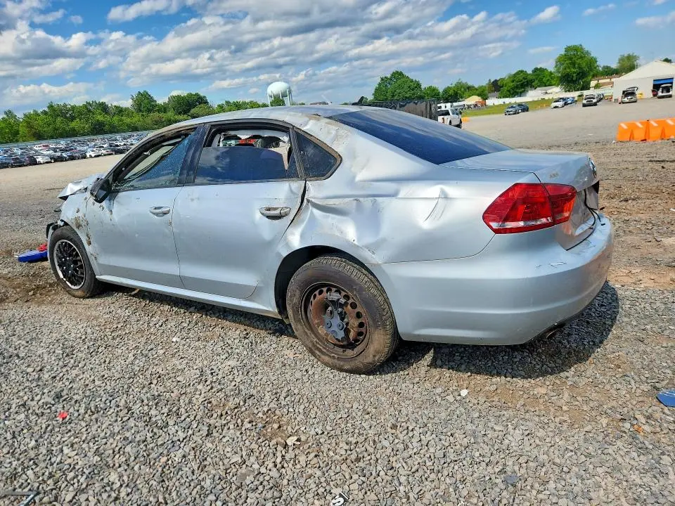 2014 VOLKSWAGEN PASSAT S  