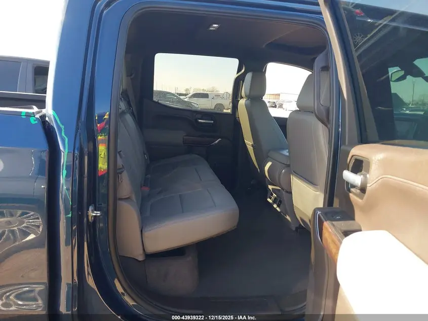 2021 GMC SIERRA 1500 4WD  SHORT BOX SLT