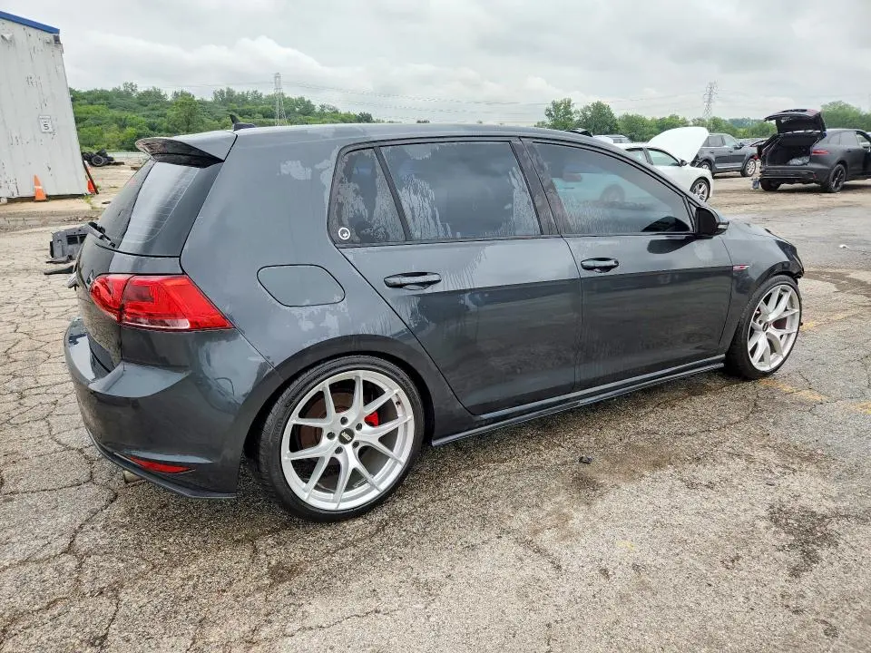 2015 VOLKSWAGEN GTI   
