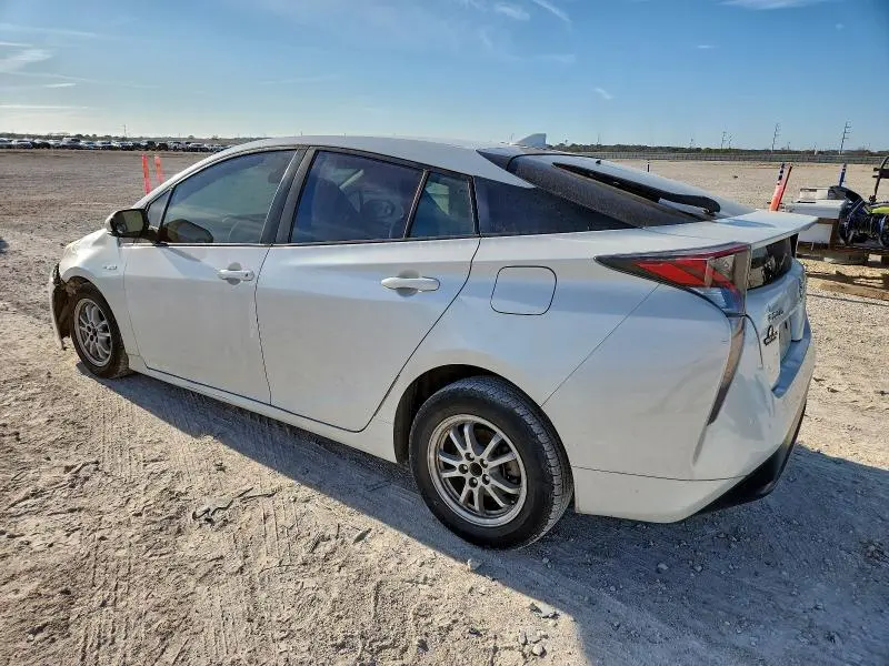 2016 TOYOTA PRIUS   