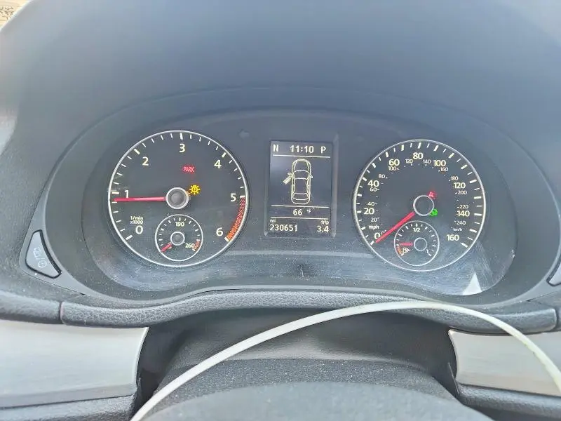 2013 VOLKSWAGEN PASSAT SE  