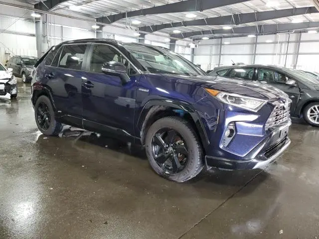 2020 TOYOTA RAV4 XSE  