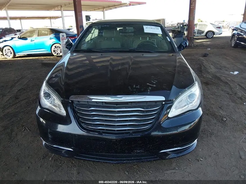 2011 CHRYSLER 200 LIMITED