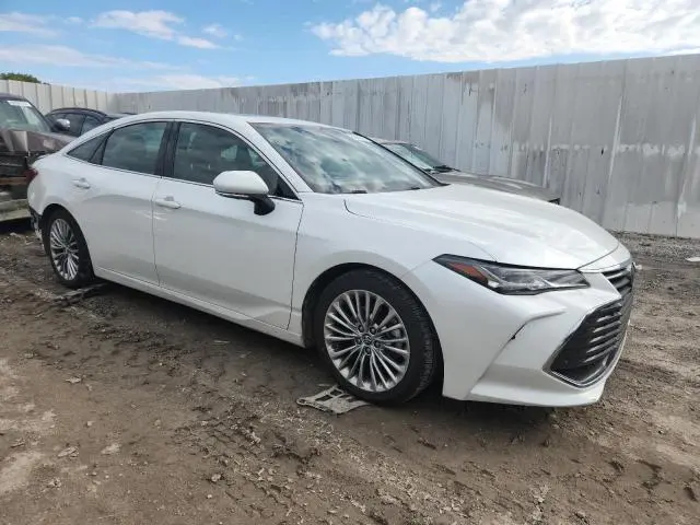 2019 TOYOTA AVALON XLE