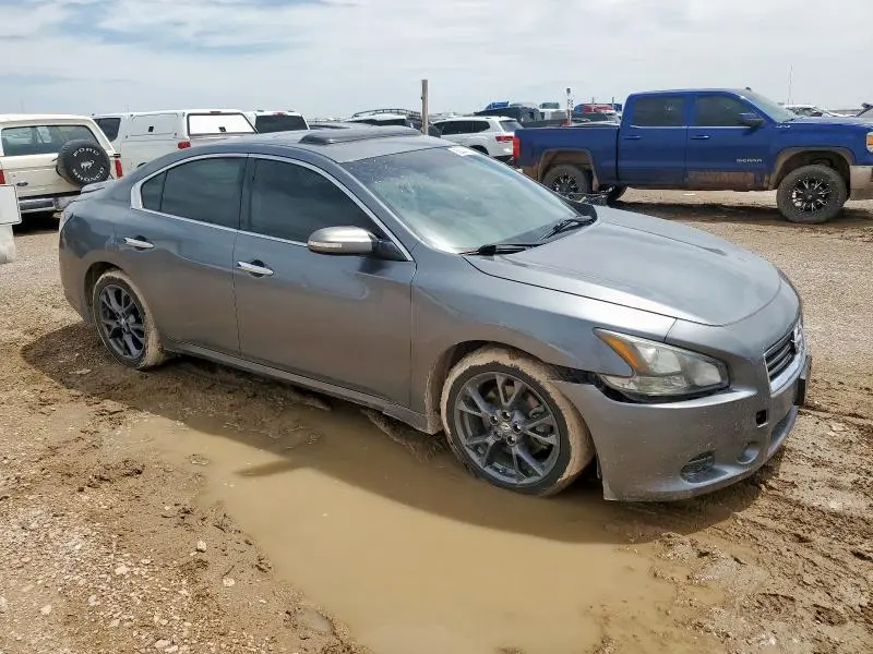 2014 NISSAN MAXIMA S  