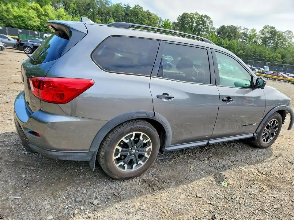2020 NISSAN PATHFINDER SL  