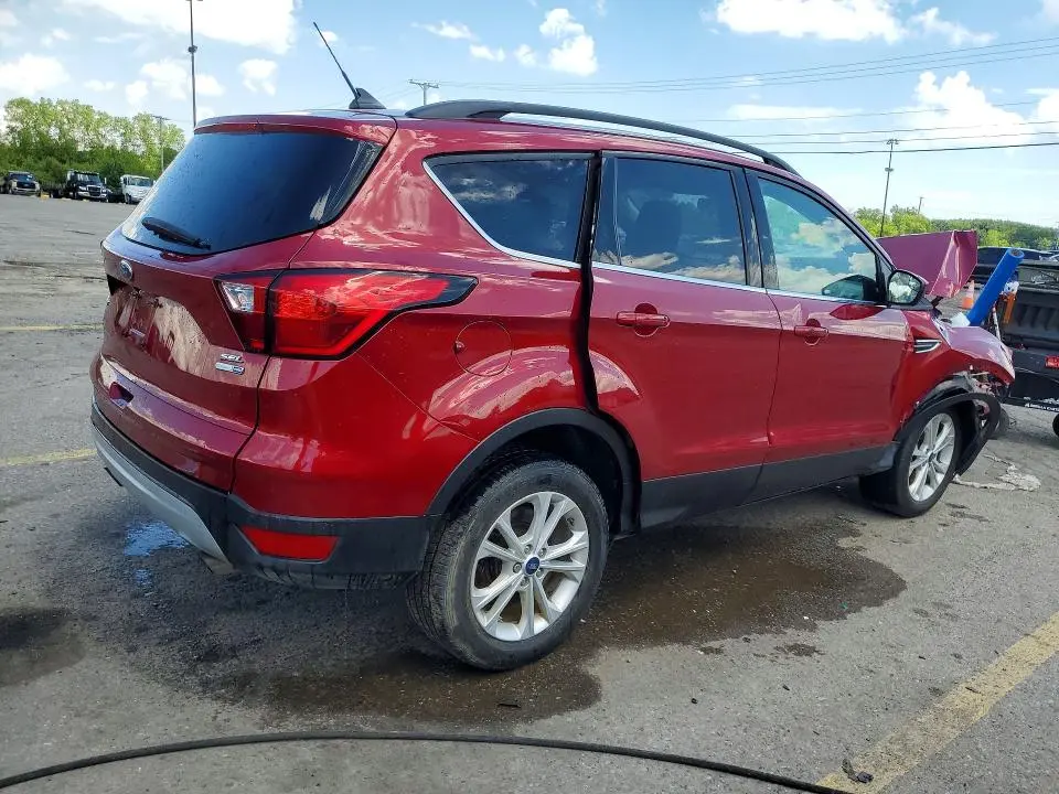 2019 FORD ESCAPE SEL  