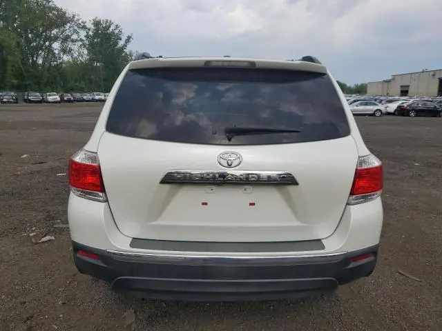 2011 TOYOTA HIGHLANDER LIMITED  