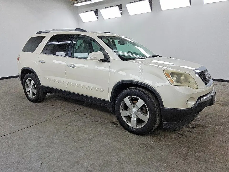 2010 GMC ACADIA SLT-1  