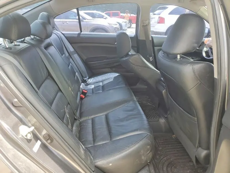 2011 HONDA ACCORD SE  