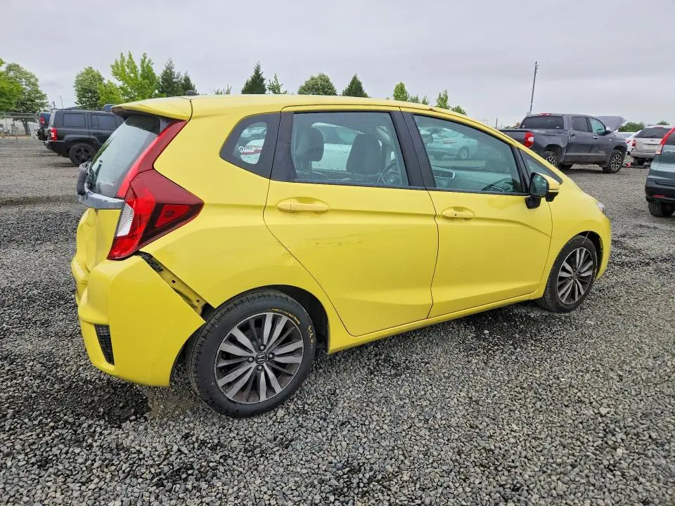 2015 HONDA FIT EX  