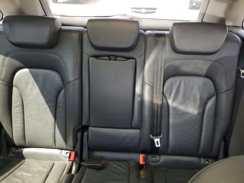 2010 AUDI Q5 PREMIUM PLUS  