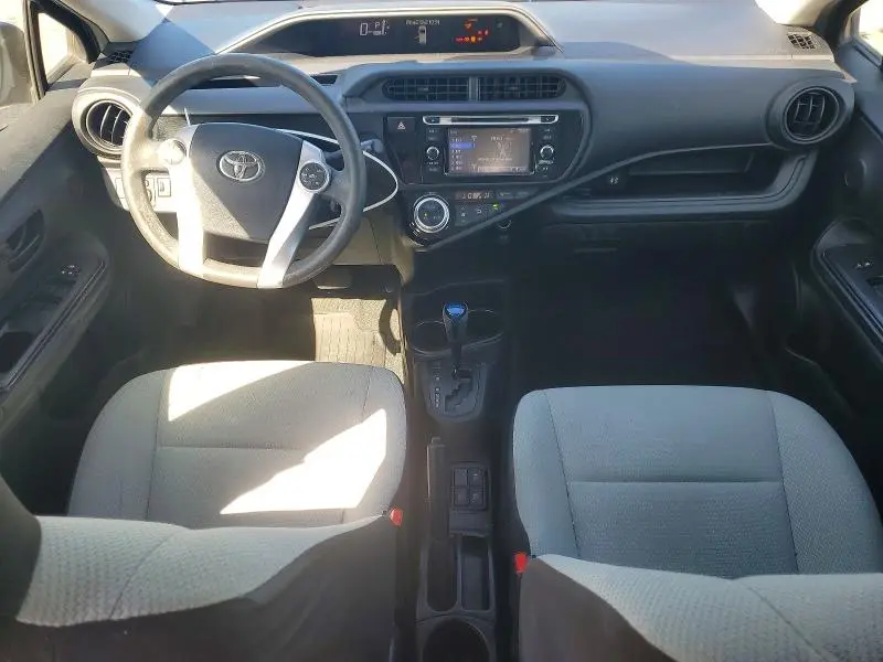 2015 TOYOTA PRIUS C ONE  
