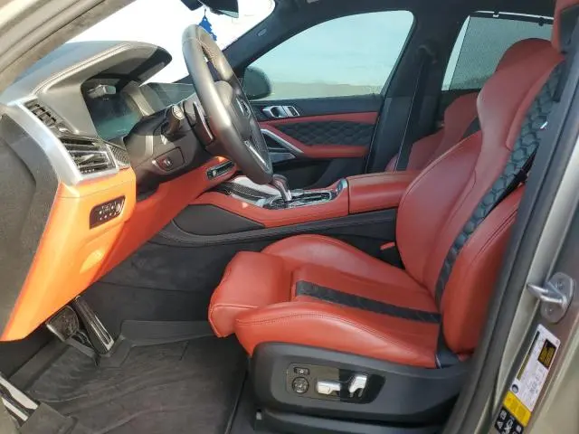 2021 BMW X6 M  