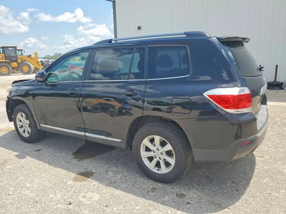 2013 TOYOTA HIGHLANDER PLUS  