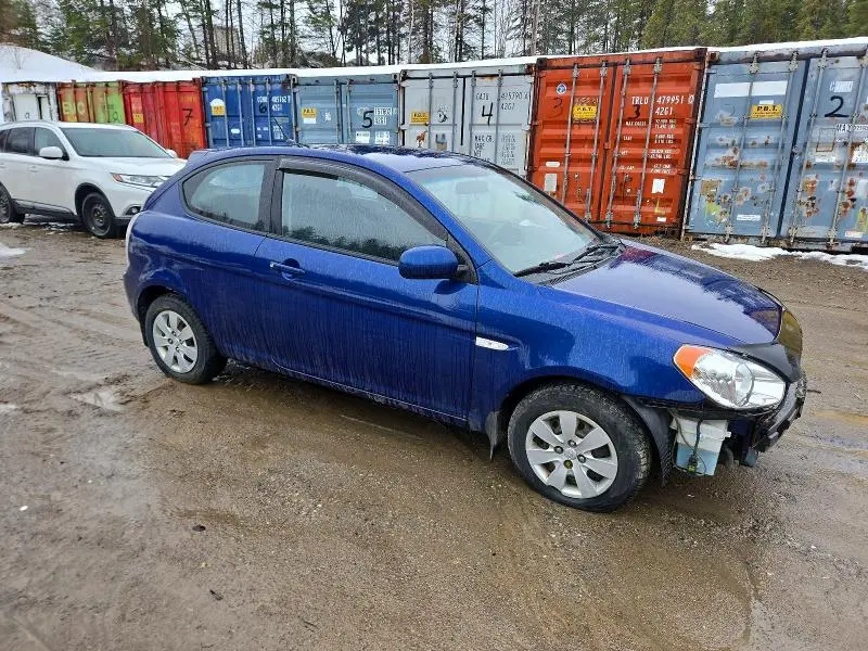 2011 HYUNDAI ACCENT SE  