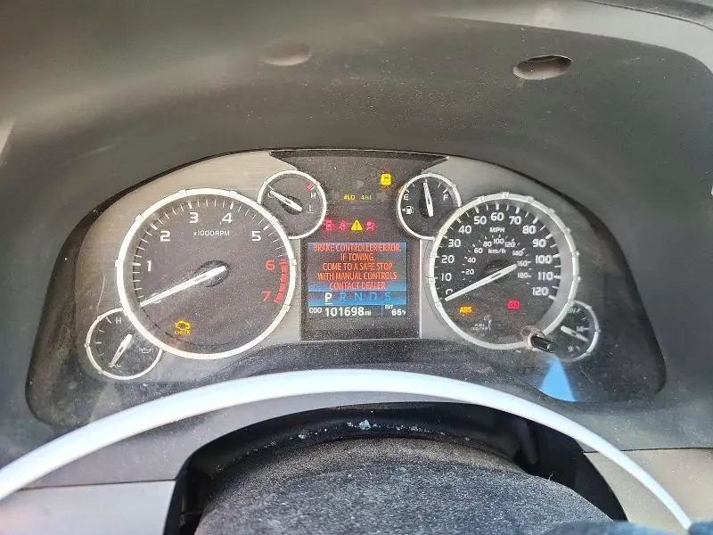 2017 TOYOTA TUNDRA SR5  