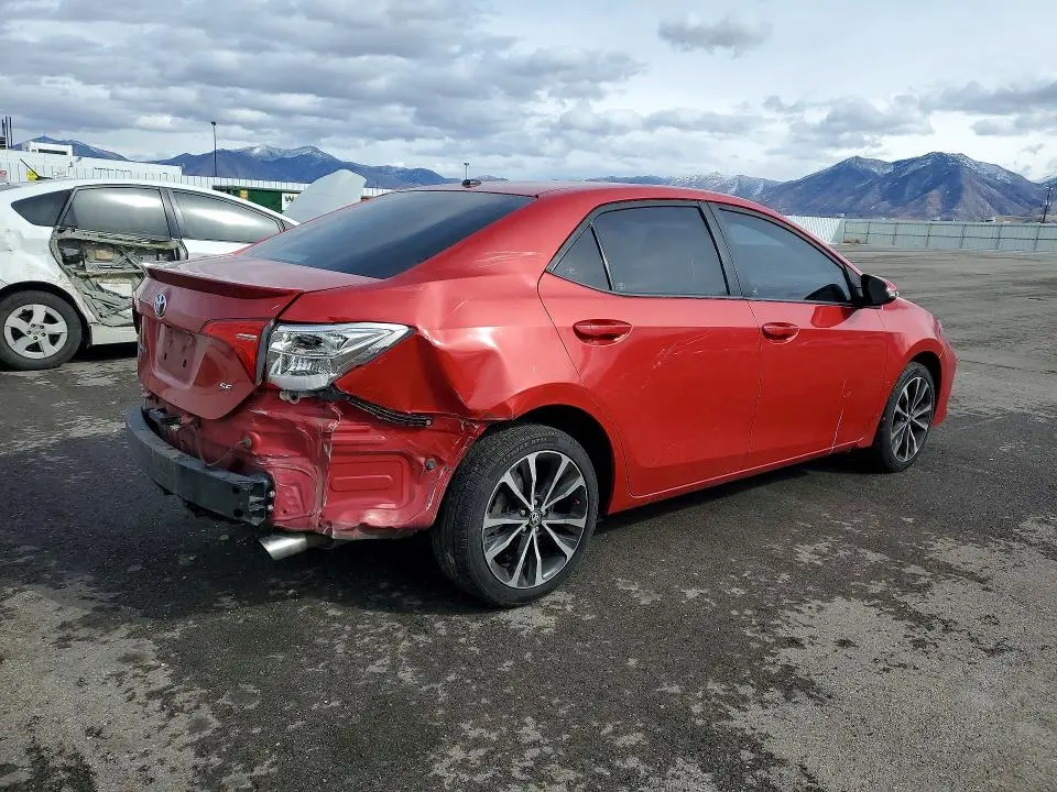 2017 TOYOTA COROLLA SE  