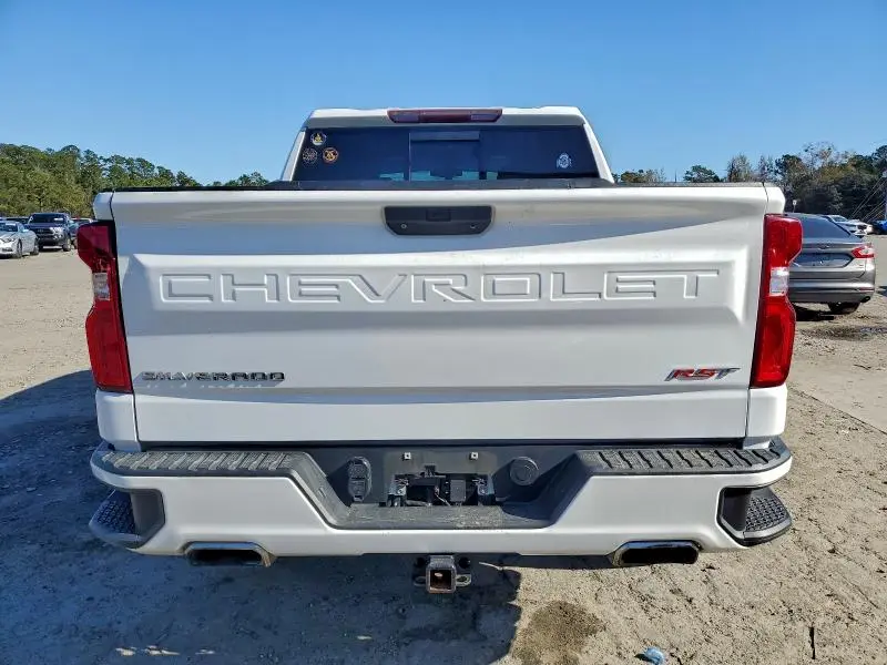 2021 CHEVROLET SILVERADO K1500 RST  