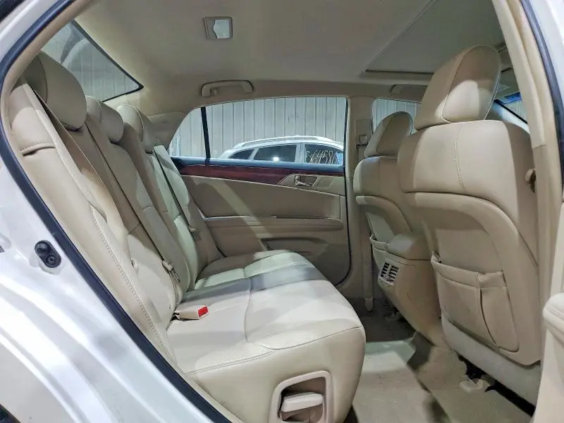 2011 TOYOTA AVALON LIMITED  