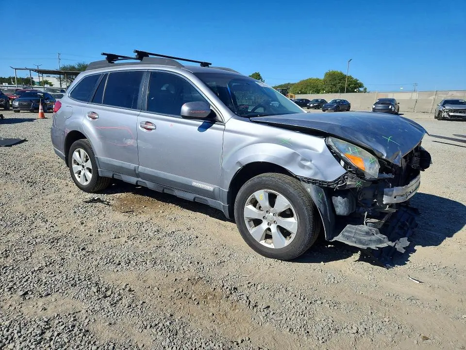 2010 SUBARU OUTBACK 2.5I LIMITED  