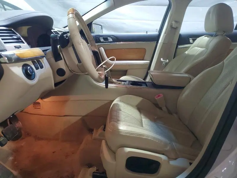 2010 LINCOLN MKS   