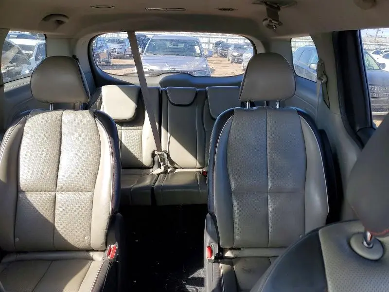 2016 KIA SEDONA LX  