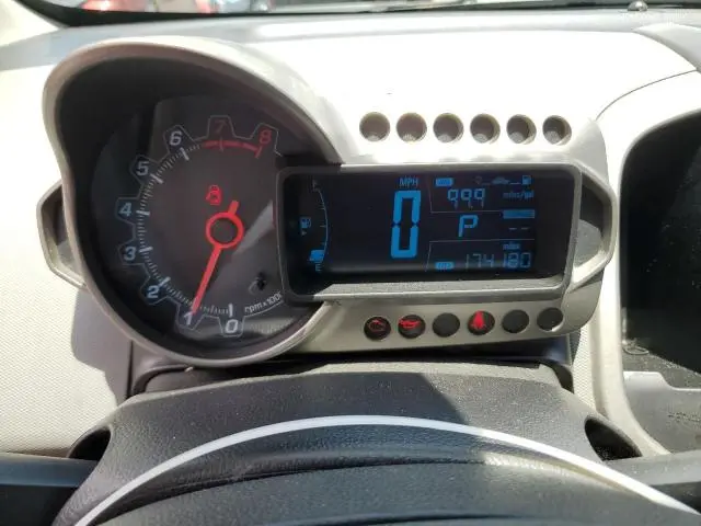 2015 CHEVROLET SONIC LT  