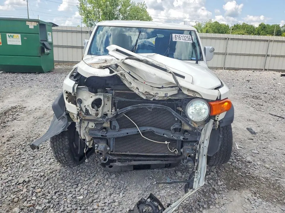 2013 TOYOTA FJ CRUISER BASE  