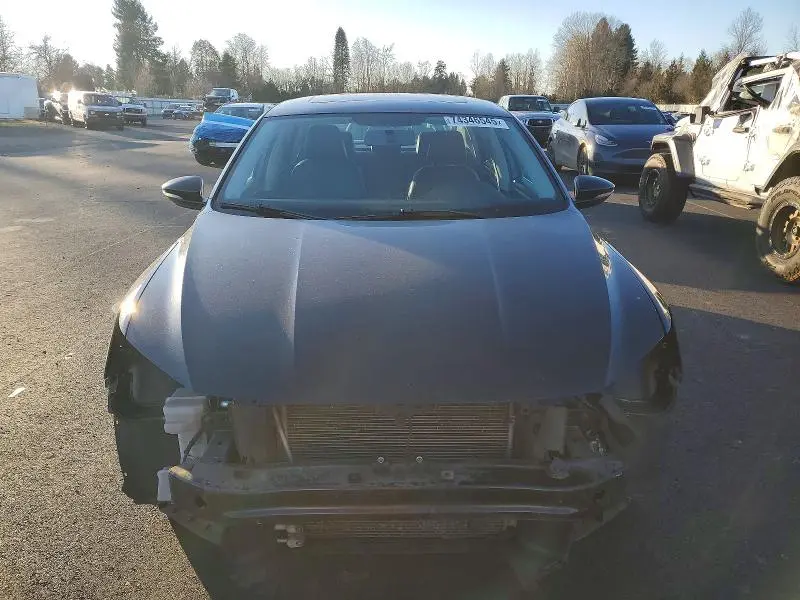 2017 VOLKSWAGEN PASSAT SE  