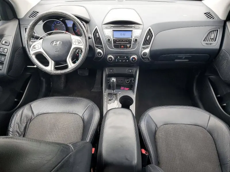 2011 HYUNDAI TUCSON GLS  