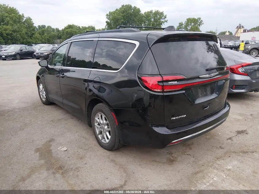 2022 CHRYSLER PACIFICA TOURING L