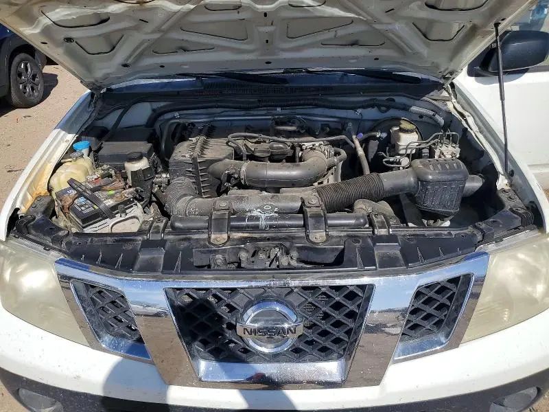 2017 NISSAN FRONTIER S  