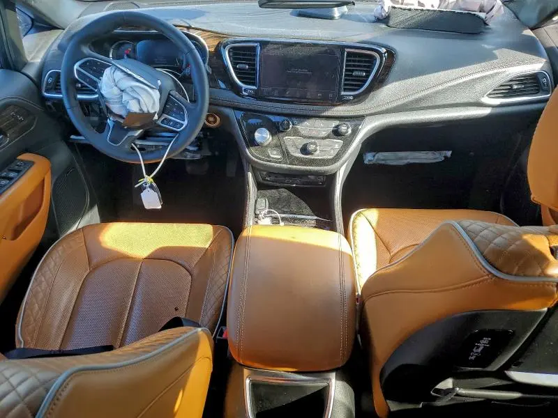 2023 CHRYSLER PACIFICA HYBRID PINNACLE  