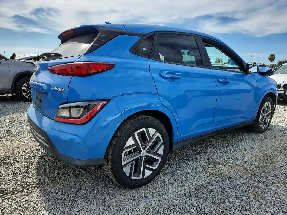 2022 HYUNDAI KONA SEL  