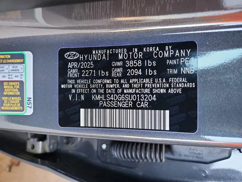 2025 HYUNDAI ELANTRA SEL  