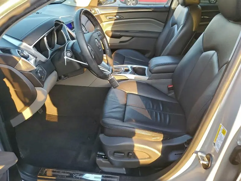 2011 CADILLAC SRX   